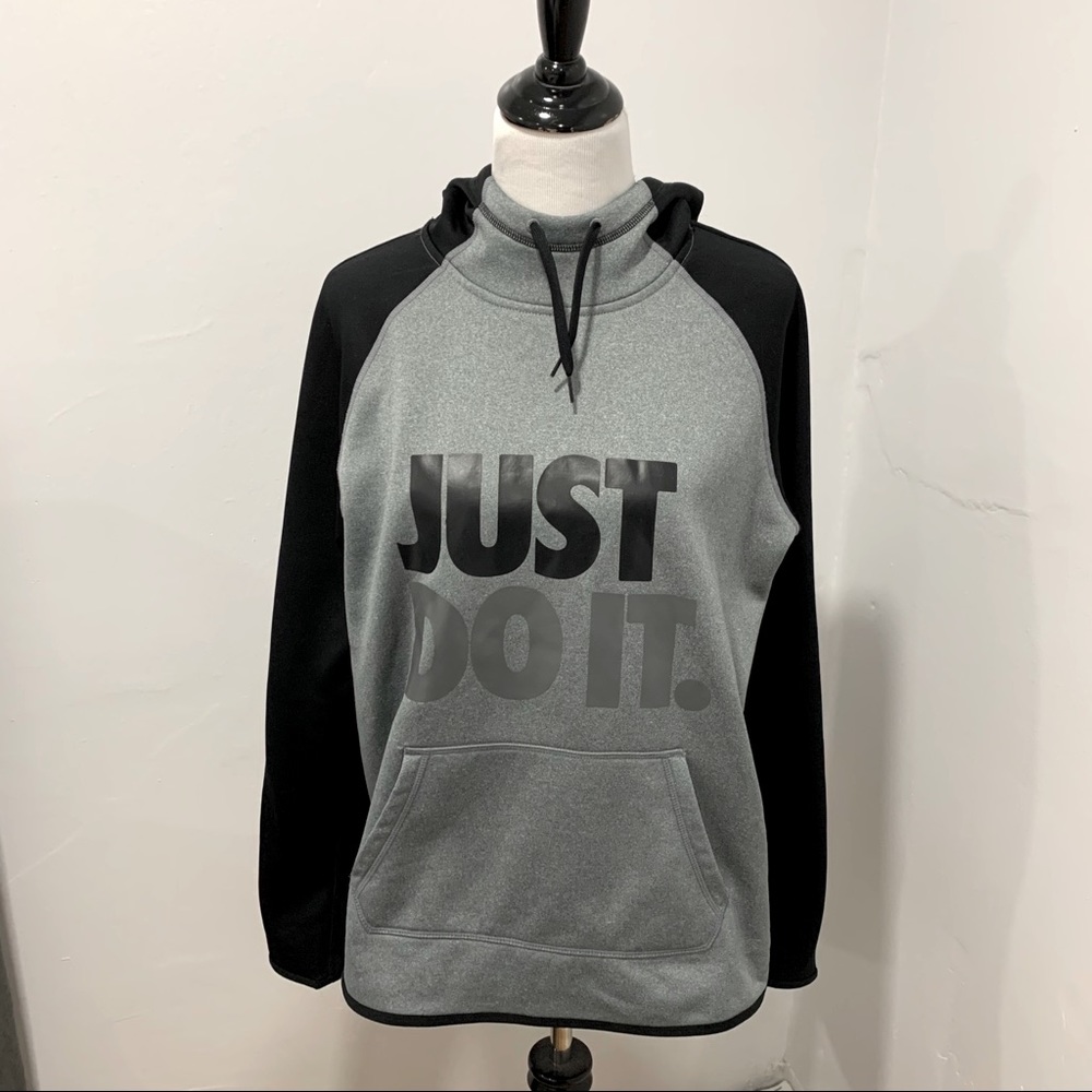 Nike Sweatshirt w/ thumb holes